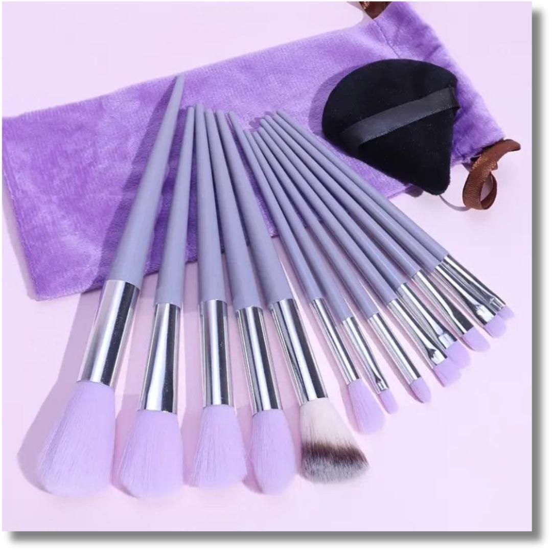 Colourful makeup brushes set for practicing makeup brushes 13 pcs set of essentials tools 🔥